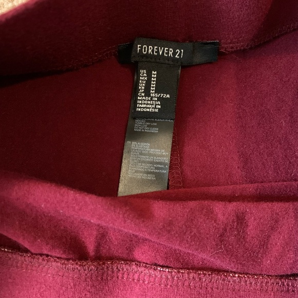 Forever 21 skirt - Picture 2 of 2